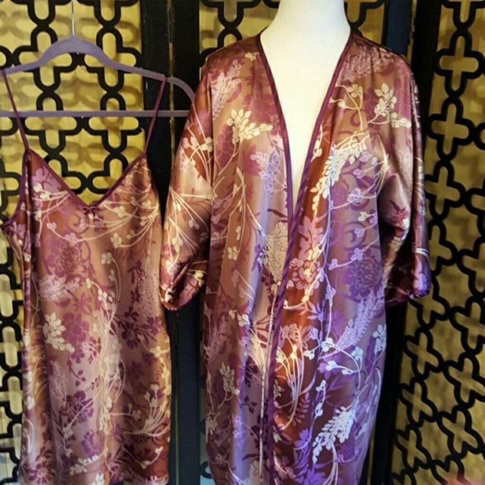 PURPLE FLORAL MOTIF 2 PC. GOWN‎ AND SHORT ROBE SET